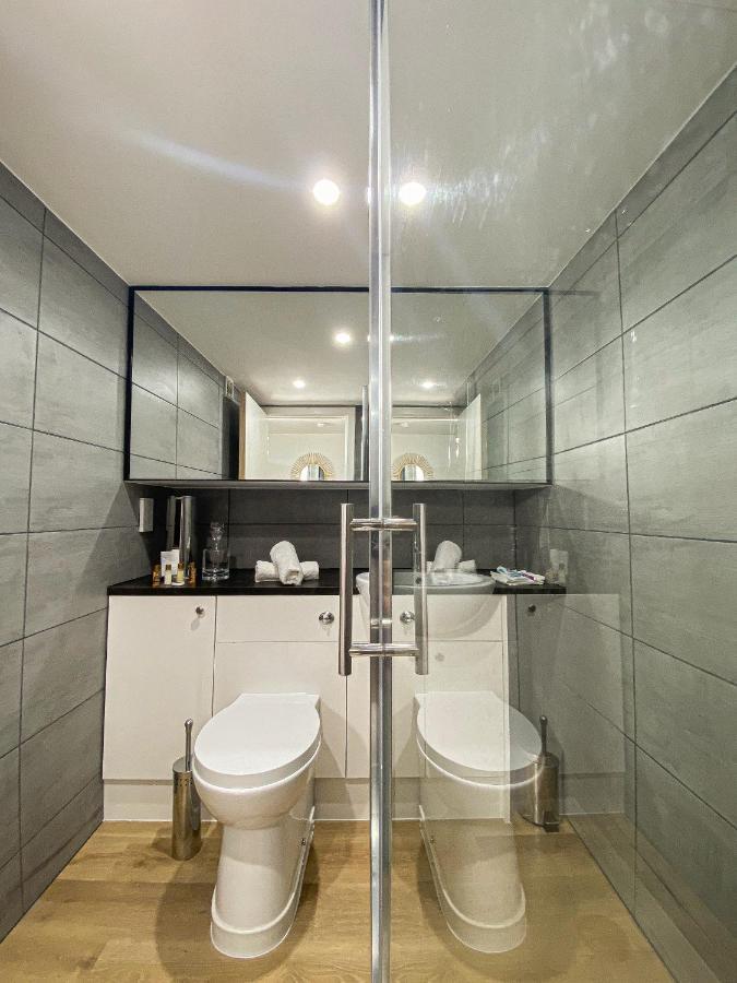 Modern Luxury Serviced Duplex Apartments By Repose- 150 Metro Court, West Bromwich Exteriér fotografie