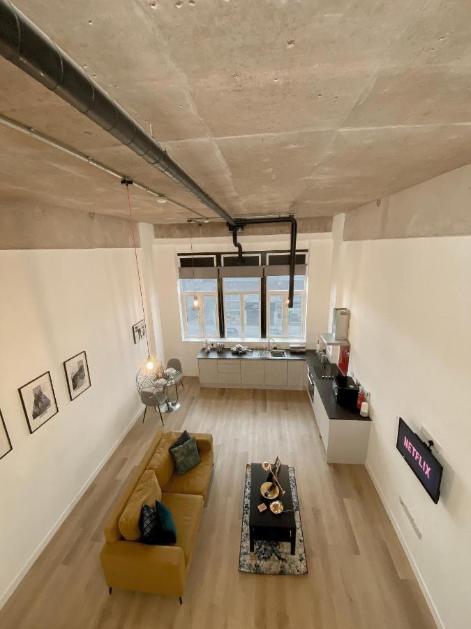 Modern Luxury Serviced Duplex Apartments By Repose- 150 Metro Court, West Bromwich Exteriér fotografie